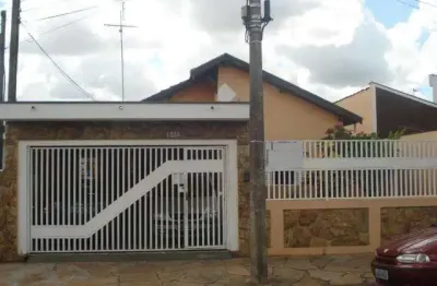 Casa com 2 quartos à venda na Avenida Sallum, 1339, Vila Prado, São Carlos