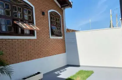 Casa com 3 quartos à venda na Rua José Cerri, 412, Jardim Cardinalli, São Carlos