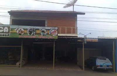 Casa com 3 quartos à venda na Rua Itália, Salão Comercial, 1104, Centro, Araraquara