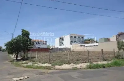 Terreno à venda na Rua Bolívia, , Lote Area B, Quadra 37, Jardim São João Batista, São Carlos