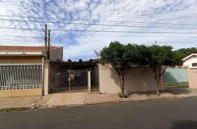 Casa com 3 quartos à venda na Rua Pastor Bento, 489, Vila Jacobucci, São Carlos