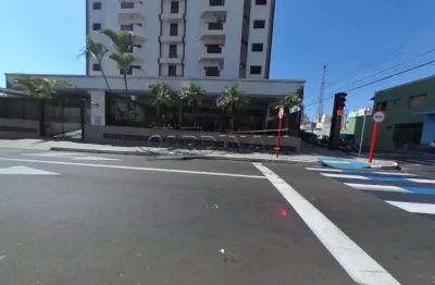 Apartamento de 3 dormitórios sendo um suite no centro de são carlos.