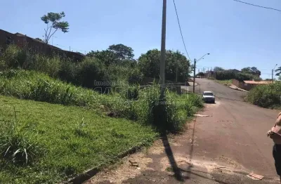 Terreno à venda na Rua Alfredo Rebuglio, , Lote 10, Quadra 42, Jardim Universal, Araraquara
