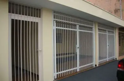 Casa com 2 quartos para alugar na Rua Gastão Vidigal, 116, Núcleo Residencial Silvio Vilari, São Carlos