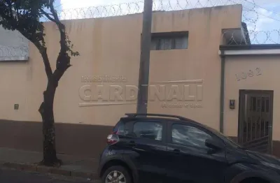 Casa com 4 quartos à venda na Rua Treze De Maio, Próximo Ao Restaurante Do Cidinho - Ao Lado Da Drogaven, 1082, Vila Xavier (Vila Xavier), Araraquara