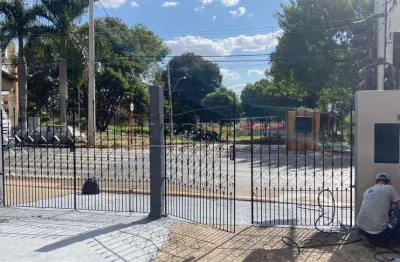 Casa com 1 quarto para alugar na Avenida José Pereira Lopes, 1554, Jardim Botafogo 1, São Carlos