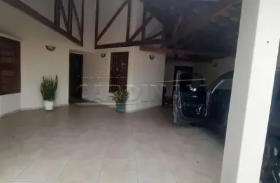 Casa com 4 quartos para alugar na Rua Equador, 295, Vila Brasília, São Carlos