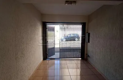 Casa com 3 quartos à venda na Rua Treze de Maio, 1289, Jardim São Carlos, São Carlos