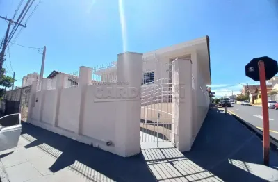 Casa com 3 quartos para alugar na Rua Marechal Deodoro, 3025, Centro, São Carlos