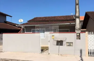 Casa com 2 quartos à venda no Morro do Meio, Joinville 