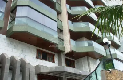 Apartamento enorme de frente mar, 2 dormitórios, só na imobiliária em praia grande.