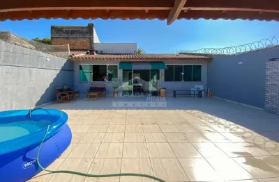 Casa isolada no canto do forte, 2 dormitórios, confira na imobiliária em praia grande.