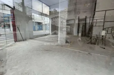 Sala comercial no centro do boqueirão, venha conferir na imobiliária em praia grande.