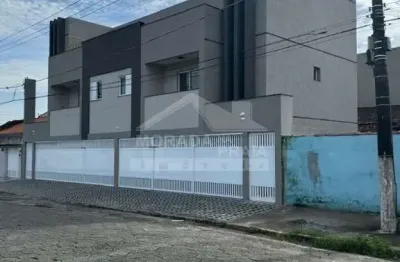 Casa térrea de condomínio fechado no centro do boqueirão , 1 dormitório, confira em praia grande.