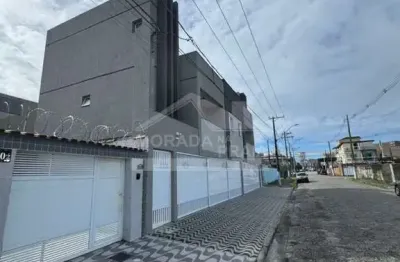 Casa térrea de condomínio fechado no centro do boqueirão , 1 dormitório, confira em praia grande.