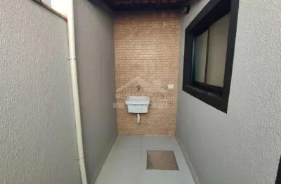 Sobrado em condomínio fechado na vila sônia, 2 dormitórios, confira em praia grande.