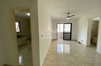 Apartamento  na guilhermina, 2 dormitórios, 2 sacadas, confira em praia grande.