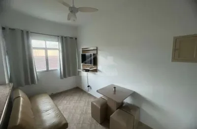 Apartamento mobiliado na guilhermina, 1 dormitório, 50 metros da praia, confira em praia grande.