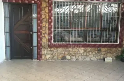 Casa geminada ? maracanã  localização excelente ? bairro maracanã