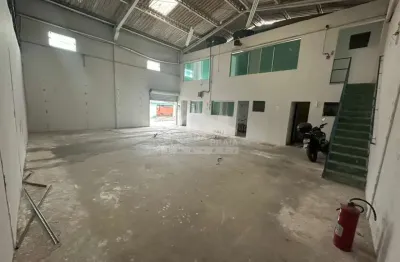Galpão para locação com 240mts de área contruída no jardim, glória em praia grande