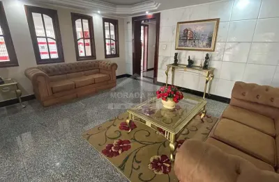 Apartamento com 2 dormitórios sendo 01 suíte localizado a duas quadras da praia, na guilhermina