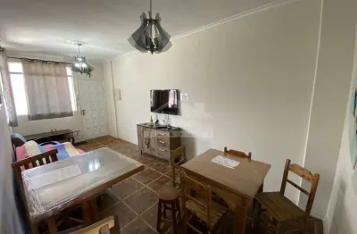 Apartamento frente mar, 2 dormitórios, confira em praia grande.