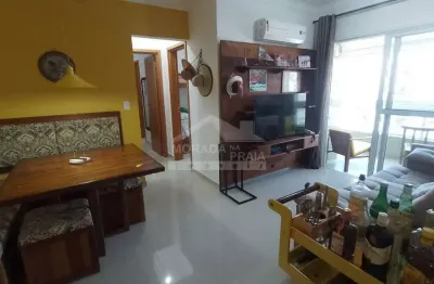 Apartamento totalmente mobiliado com sacada gourmet e 2 suítes no canto do forte!