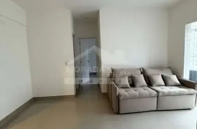 Apartamento  na guilhermina, 1 dormitório, sendo 1 suíte, semi mobiliado, lazer completo.