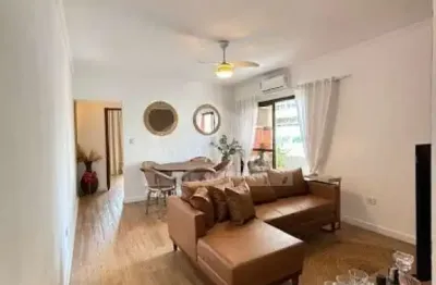 Ótimo apartamento 1 dormitório com sacada mobiliado, 500 metros da praia no canto do forte.