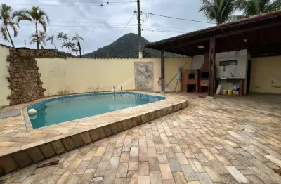 Sobrado alto padrão,  para quem busca espaço, privacidade e conforte, no canto do forte.