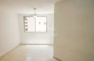 Apartamento na vila guilhermina, 1 dormitório, vaga, bairro residencial, confira em praia grande.