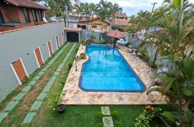 Lindo sobrado mobiliada, 4 dormitórios no flórida, confira na imobiliária em praia grande.