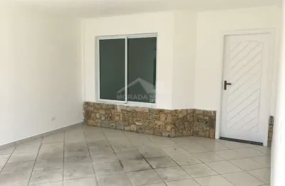 Sobrado TRIPLEX em Condomínio, 3 dormitórios, terraço, piscina, só imobiliária em Praia Grande.