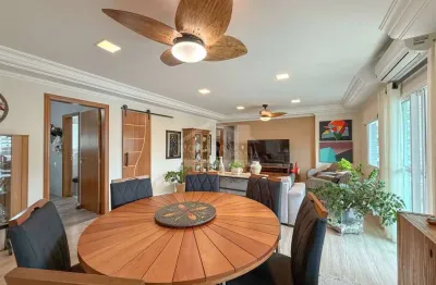 Apartamento semi mobiliado no forte, 3 dormitórios, terraço gourmet, confira em praia grande.