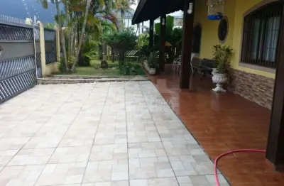 Casa isolada no florida, 7 dormitórios, 7 vagas, piscina, edícula, confira em praia grande.