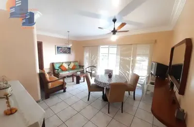 Apartamento bem localizado apenas 450 metros da praia