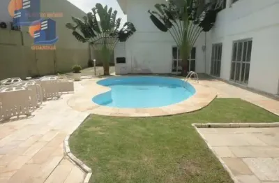 Casa de frente ao mar com 9 suítes, terreno c/ 1000.m²
