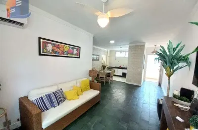 Apenas 100 metros da praia, 02 dormitórios enseada - guarujá.