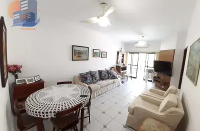 Amplo apartamento apenas 150 metros da praia enseada