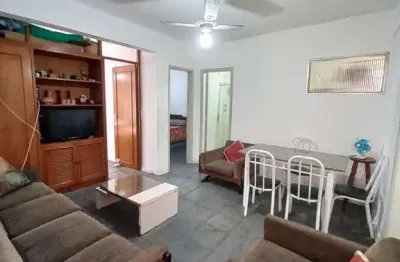 Região dos hotéis, 400 metros do mar - praia da enseada guarujá.