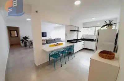 Reformado! localização privilegiada na praia das astúrias - guarujá.