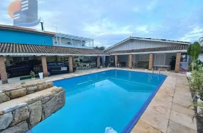 Casa térrea/3 quartos/5 banheiros/r$ 8.000,00 (pacote incluso iptu)