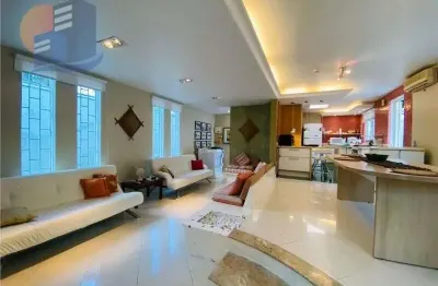 Casa com 4 quartos à venda na Rua Prefeito Juventino Malheiros, Enseada, Guarujá