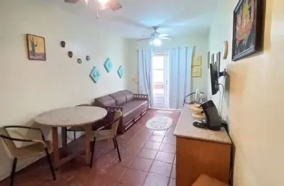 Lado praia! excelente localização/ 02 dorms praia da enseada - guarujá!