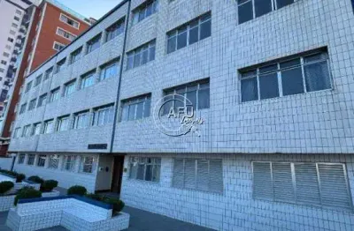 Apartamento a venda no boqueirão-pg
contem 02 dormitórios, sala, cozinha, banheiro.
01 vaga de garagem.
prédio na melhor localização com saída bilateral com saída diretamente para a praia
e localizado