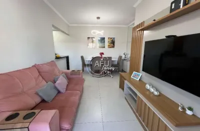Apartamento no canto do forte mobiliado vista mar r$710.000