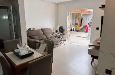 Casa à venda – bairro tupi / praia grande | 2 dorms | piscina | 2 vagas |área gourmet  | toda reformada | r$ 585 mil