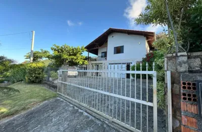 Casa duplex mobiliada à venda na praia do siriú, garopaba/sc
