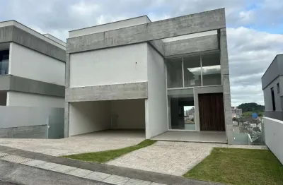 Casa 3 suítes, piscina com borda na pedra branca, palhoça/sc