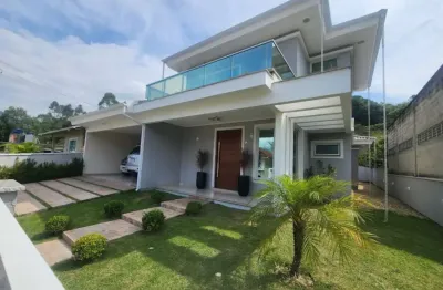 Casa  em santo amaro, 3 dormitórios, 1 suíte com hidromassagem, 2 vagas